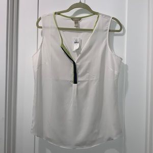 NWT Banana Republic white top- LG